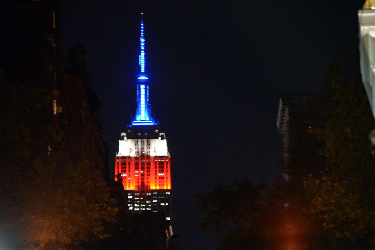 28 Empire State Building Lit Up At Night From New York Washington Square Park